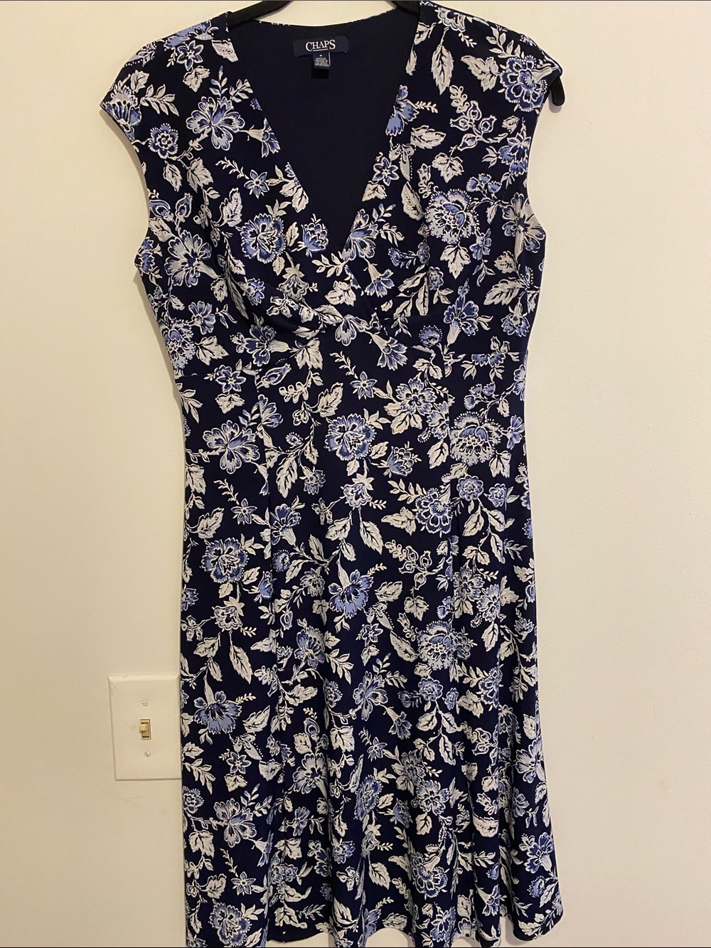Chaps Navy Floral V-Neck Cap Sleeve Dress